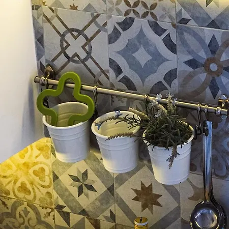 Chicco Di Azzurra - 2 Min From The Historic Center Apartment