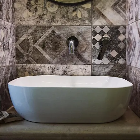Chicco Di Azzurra - 2 Min From The Historic Center